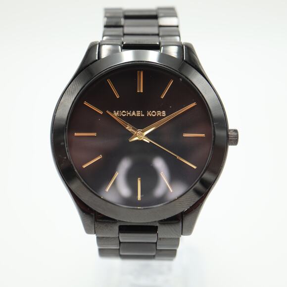 Michael Kors Slim Runway Watch 42mm Black Gold Tone 5.5" Bracelet w New Battery - Picture 1 of 13